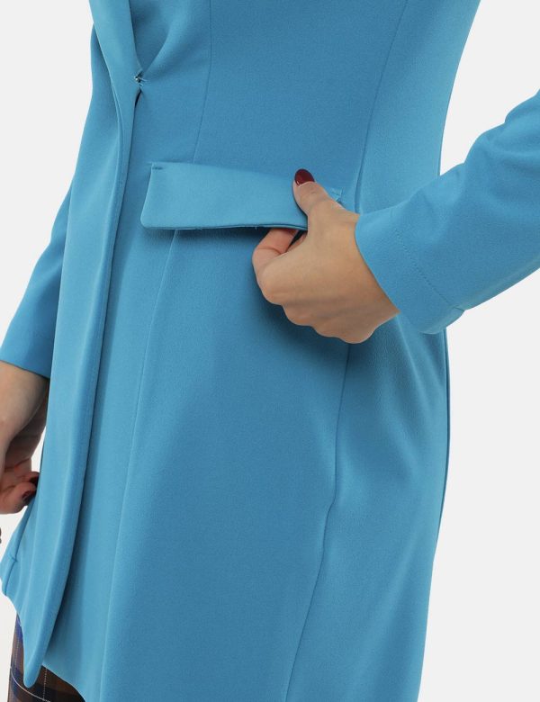 Blazer Vougue in crepe scuba in coordinato - 95% poliestere 5% elastanLa modella indossa la taglia S e la vestibilità del ca