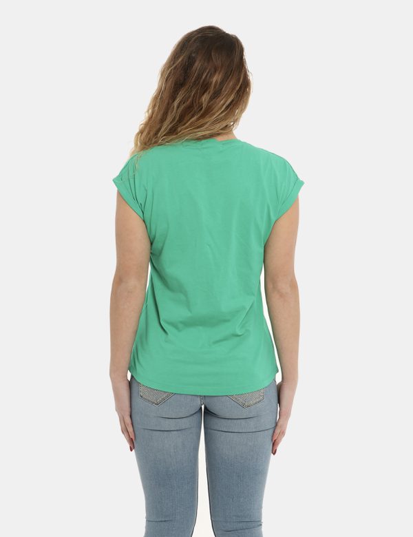 T-shirt Yes Zee verde - COMPOSIZIONE E VESTIBILITÀ:100% cotoneLa modella è alta 170 cm e indossa la taglia S. La vestibilità