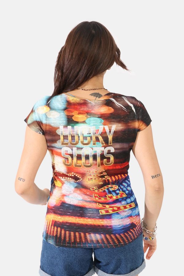 T-shirt Yes Zee fantasia - COMPOSIZIONE E VESTIBILITÀ:100% poliestereLa modella è alta 161 cm e indossa la taglia S. La vest