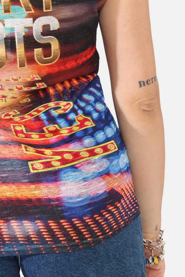 T-shirt Yes Zee fantasia - COMPOSIZIONE E VESTIBILITÀ:100% poliestereLa modella è alta 161 cm e indossa la taglia S. La vest