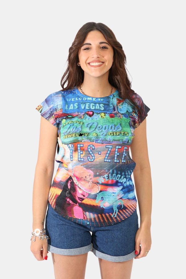 T-shirt Yes Zee fantasia - COMPOSIZIONE E VESTIBILITÀ:100% poliestereLa modella è alta 161 cm e indossa la taglia S. La vest
