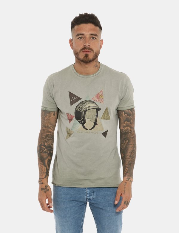 T-shirt Yes Zee verde - COMPOSIZIONE E VESTIBILITÀ:100% cotoneIl modello è alto 178 cm e indossa la taglia L. La vestibilità