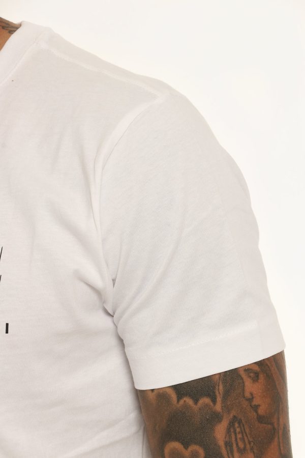 T-shirt Gazzarrini bianco - COMPOSIZIONE E VESTIBILITÀ:100% cotoneIl modello è alto 178 cm e indossa la taglia L. La vestib