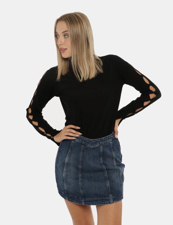 Gonna Guess blu denim - COMPOSIZIONE E VESTIBILITÀ:99% cotone 1% elastaneLa modella è alta 172 cm e indossa la taglia 27 cor