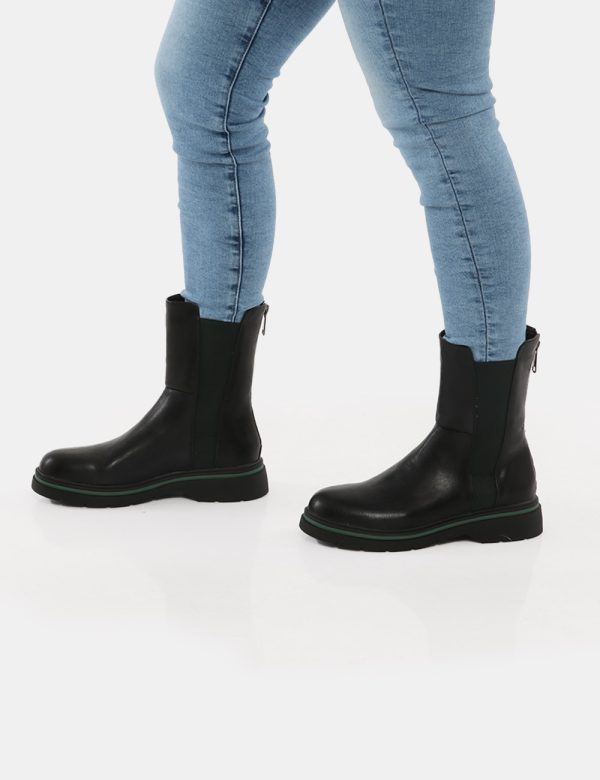 Stivale Cafè Noir con tessuto verde elastico a contrasto - Materiali tessili e Altri materialiLa modella indossa il numero 4