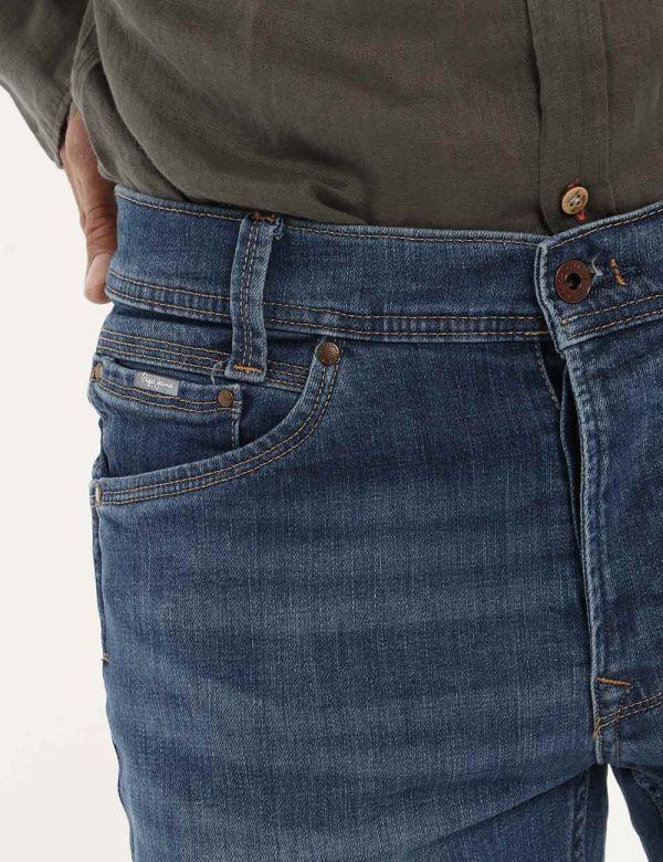Jeans Pepe Jeans blu denim - COMPOSIZIONE E VESTIBILITÀ:99% cotone 1% elastaneIl modello è alto 178 cm e indossa la taglia 3