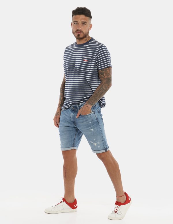 Bermuda Pepe Jeans denim - COMPOSIZIONE E VESTIBILITÀ:55% lino 45% cotoneLa modella è alta 170 cm e indossa la taglia S. La