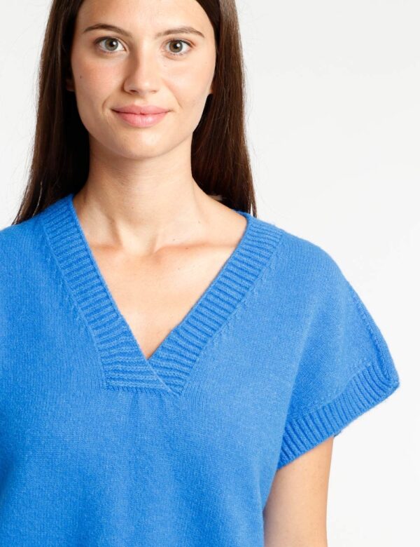 Maglione Rue De Clerie senza maniche - 50% viscosa 27% poliestere 23% poliammideLa modella indossa la taglia S ed è alta 178