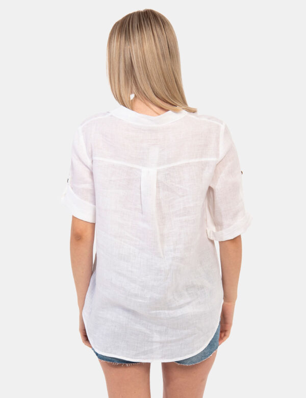 Camicia Yes Zee Bianco - Camicia in lino in total bianco, a maniche corte con risvoltino. Piccolo dettaglio è rappresentato