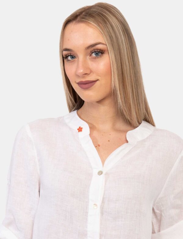 Camicia Yes Zee Bianco - Camicia in lino in total bianco, a maniche corte con risvoltino. Piccolo dettaglio è rappresentato