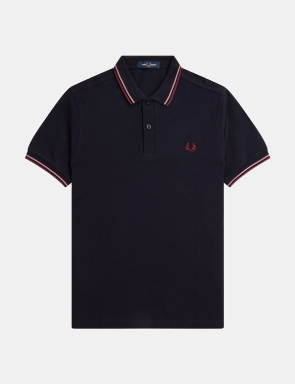 Polo Fred Perry Nero - Polo in total nero con logo brand ricamato ad altezza cuore. Presente colletto alla peter pan con pro