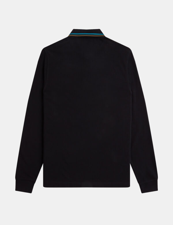 Polo Fred Perry Nero - Polo a maniche lunghe in total nero con logo brand verde ricamato ad altezza cuore. Presente colletto