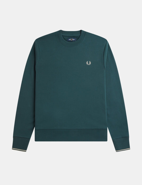 Felpa Fred Perry Verde - Felpa classica in total verde intenso con logo brand ricamato ad altezza cuore. La vestibilità è mo