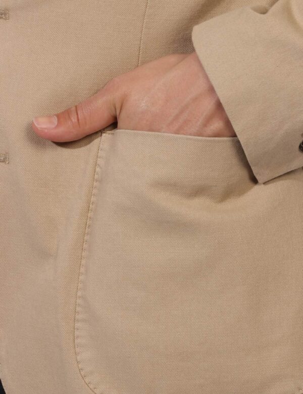 Giacca Yes Zee Beige - Giacca classica in cotone ed in total beige. Presente doppia tasca a toppa più taschino fake ad altez