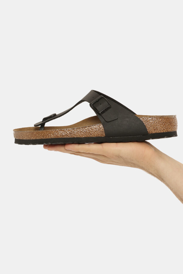 Sandali Birkenstock nere - COMPOSIZIONE E VESTIBILITÀ:Materiali tessili e altre materieIl modello calza il numero 43 e la ca