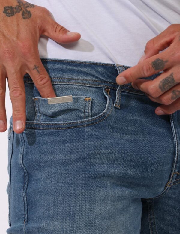 Jeans Antony Morato Jeans - Jeans in total blu denim light slavato con tasche sagomate sul fronte e tasche a toppa sul retro
