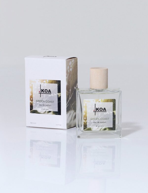 Eau de parfum KOA Green Coast 100 ml - Eau de parfum da 100 mlKOA GREEN COAST è una sorprendente fragranza dal solido equili