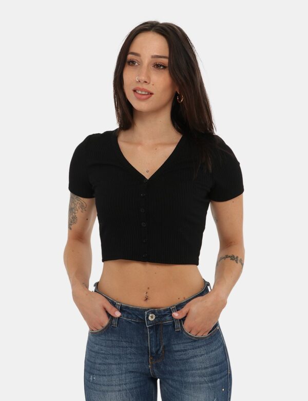 Maglia Guess - 74% poliestere 22% rayon 4% spandexLa modella è alta 165 cm e indossa la taglia S. La vestibilità del capo è