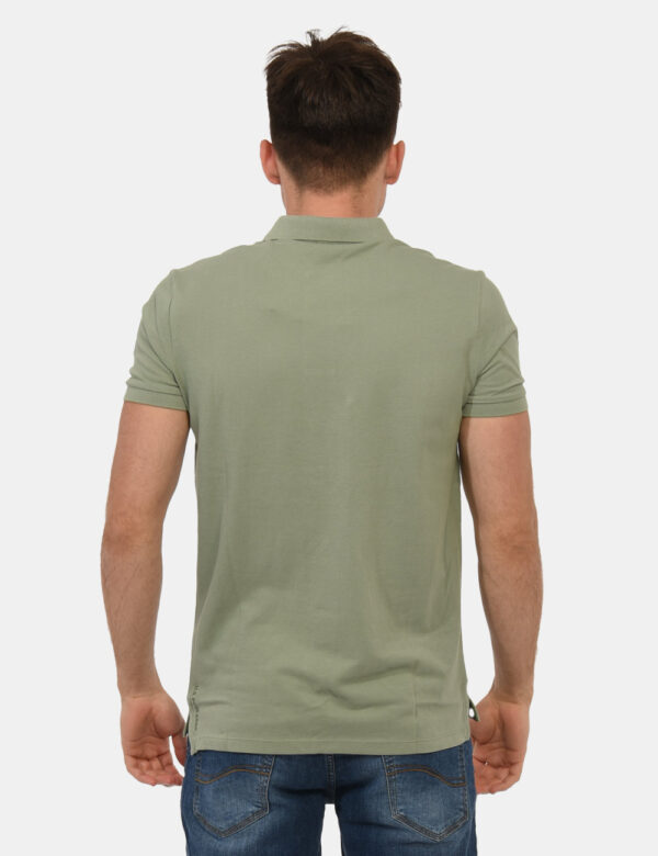 Polo U.S. Polo Assn. Verde - Polo classica in total verde chiaro con patch logo brand ricamato in arancione ad altezza cuore