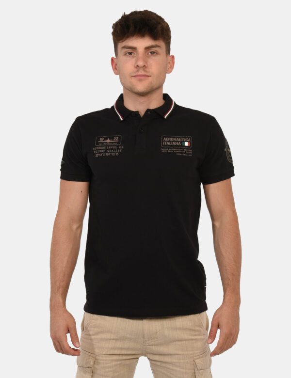 Polo Aeronautica Italiana Nero - Polo classica in nero con logo brand ad altezza cuore in beige perfettamente coordinato ad