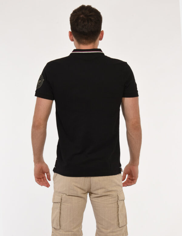 Polo Aeronautica Italiana Nero - Polo classica in nero con logo brand ad altezza cuore in beige perfettamente coordinato ad