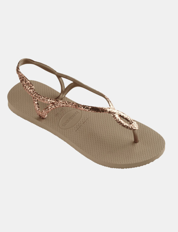 Infradito Havaianas Marrone - Ciabatte modello infradito in total marrone con stringa a Y glitterata. La calzata è comoda e