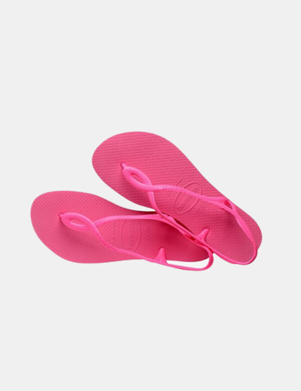 Infradito Havaianas Rosa - Ciabatte modello infradito in total rosa con stringa a Y coordinata. La calzata è comoda e aderen