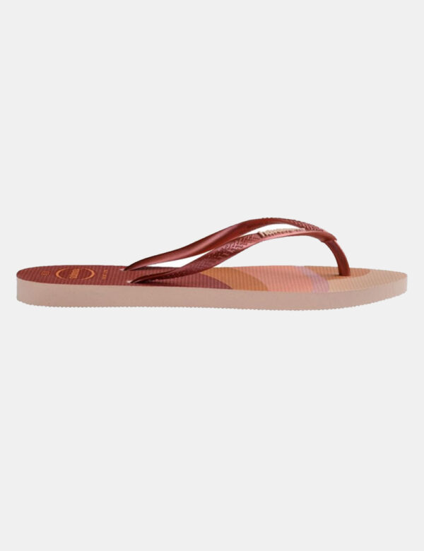 Infradito Havaianas Rosa - Ciabatte modello infradito in total rosa in varie tonalità con stringa a Y coordinata. La calzata