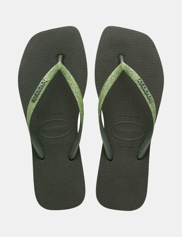 Infradito Havaianas Verde - Ciabatte modello infradito in total verde con stringa a Y coordinata e glitterata. La calzata è
