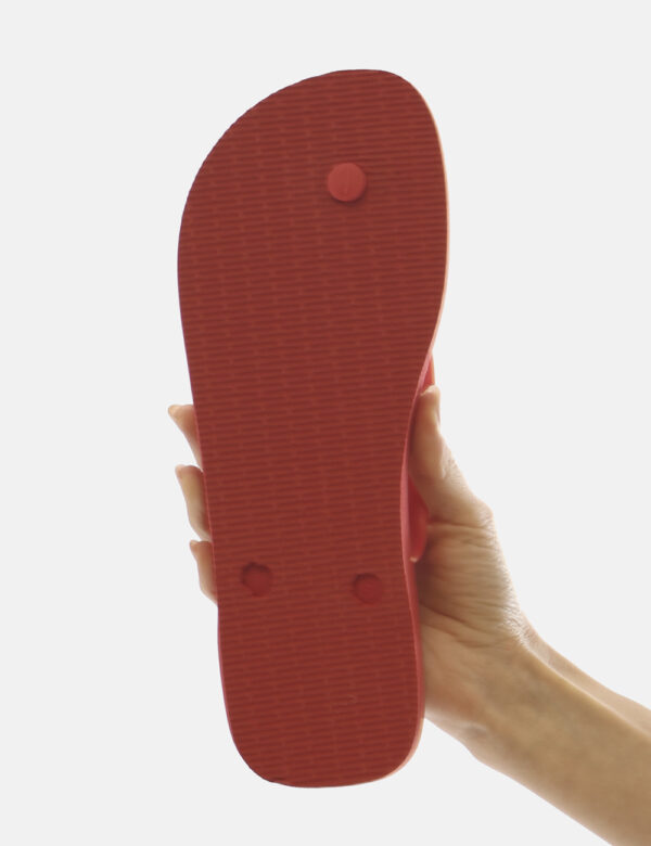 Infradito Havaianas Rosso - Ciabatte modello infradito in total rosso con logo brand bianco più stringa a Y coordinata. La c