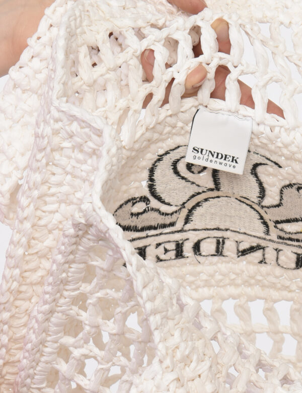 Borsa Sundek Bianco - Originale borsa mare in carta ed in total bianco con logo brand ricamato nero. L'accessorio si present