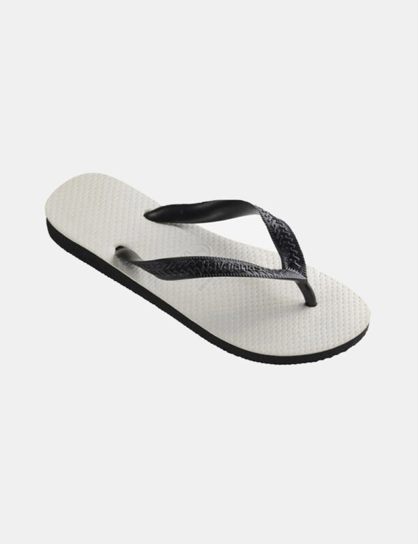 Infradito Havaianas Nero - Ciabatte modello infradito su base nera con suola bianca più stringa a Y coordinata. La calzata è