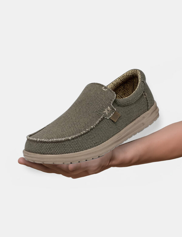 Scarpe Heydude Verde - Scarpe simil mocassino in tessuto verde. L'indossatura è comoda e confortevole. Ideali per occasioni