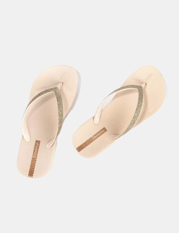 Infradito Ipanema Beige - Ciabatte modello infradito in total beige con cinturino a Y glitterato. La calzata è comoda e ader