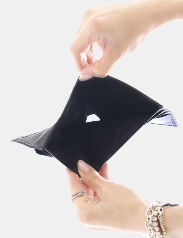 Portafogli Calvin Klein Nero - Portafogli classico di piccole dimensioni in total nero. Presente doppio scompartimento apert