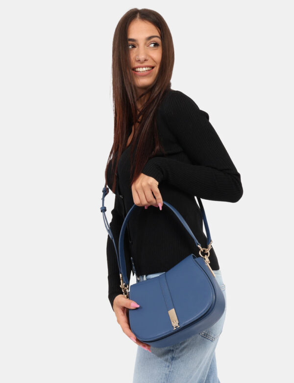 Borsa TOMMY HILFIGER Blu - Cod. art. AW0AW16285 OVVi ricordiamo che tutti i nostri articoli sono originali.