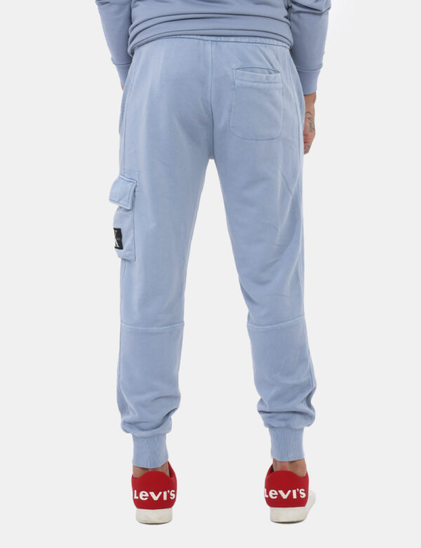 Pantalone Calvin Klein Azzurro - Cod. art. J30J325663 B CVVi ricordiamo che tutti i nostri articoli sono originali.
