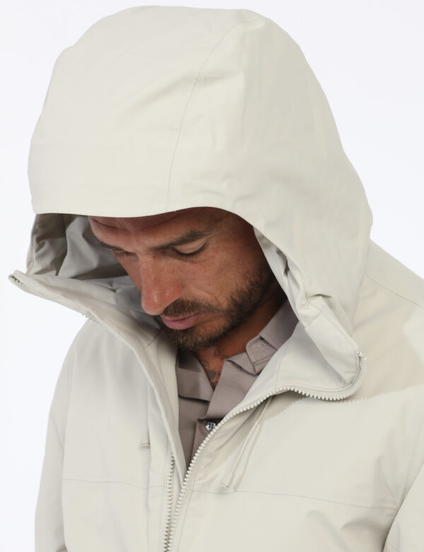 Piumino Calvin Klein Beige - Cod. art. J30J326431 B CVVi ricordiamo che tutti i nostri articoli sono originali.