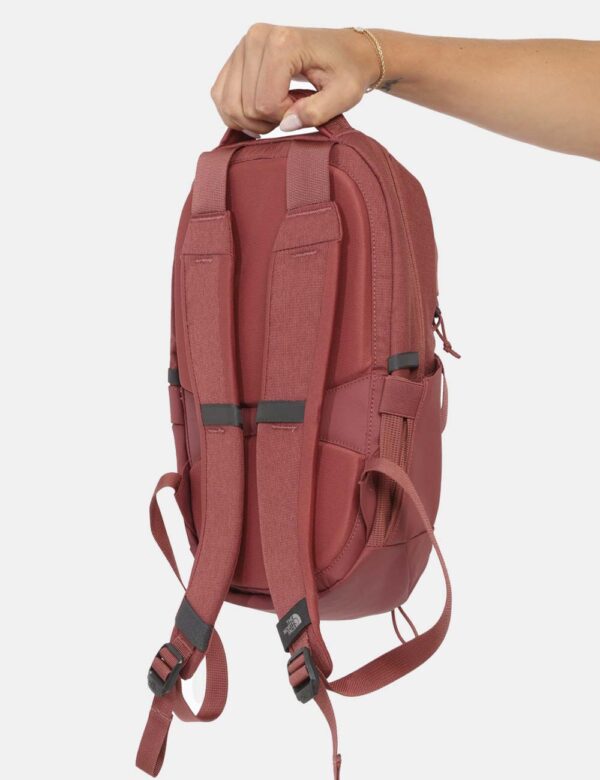 Zaino The North Face Rosso - Cod. art. NF0A52SW D CVVi ricordiamo che tutti i nostri articoli sono originali.