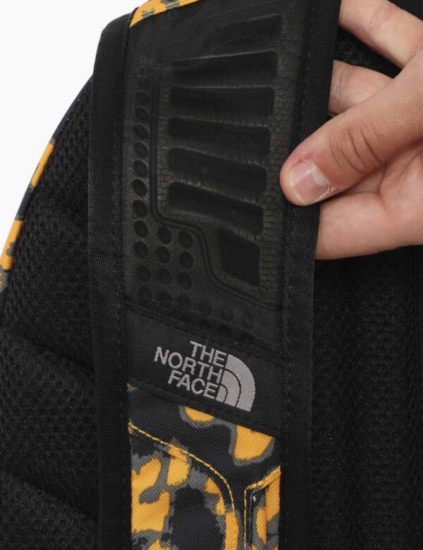 Zaino The North Face Giallo - Cod. art. NF0A88YS D CVVi ricordiamo che tutti i nostri articoli sono originali.