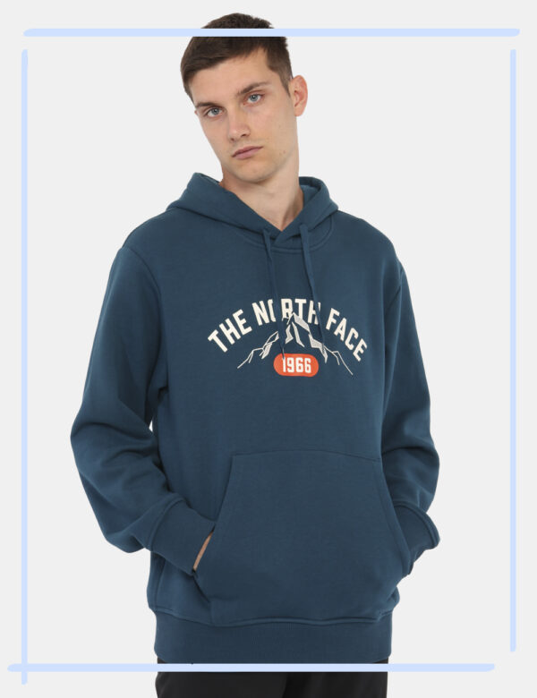 Felpa The North Face Ottanio - Cod. art. NF0A89DJ D CVVi ricordiamo che tutti i nostri articoli sono originali.