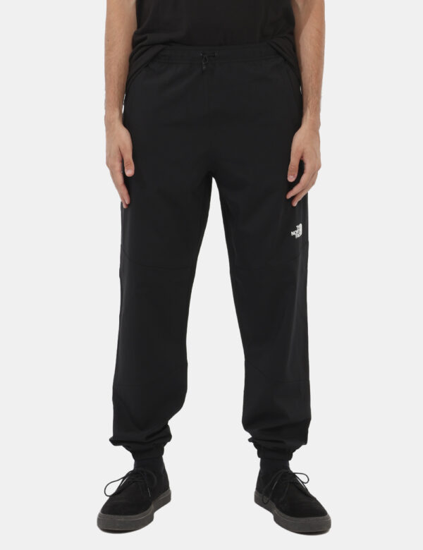 Pantalone The North Face Nero - Cod. art. NF0A8A3C D CVVi ricordiamo che tutti i nostri articoli sono originali.
