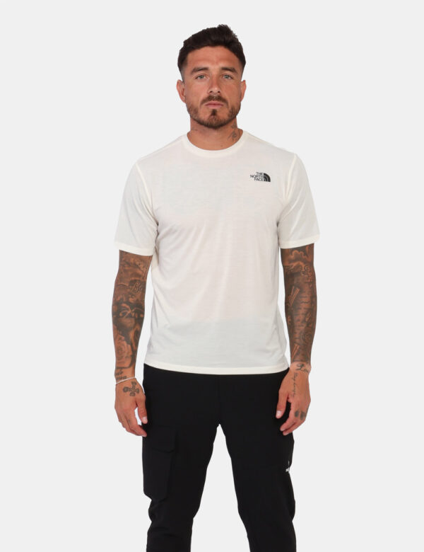 T-shirt The North Face Bianco - Cod. art. NF0A8A4W D CVVi ricordiamo che tutti i nostri articoli sono originali.
