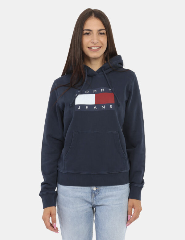 Felpa TOMMY HILFIGER Blu - Felpa classica con cappuccio in total blu navy con stampa logo brand più polsini e tascone. La ve