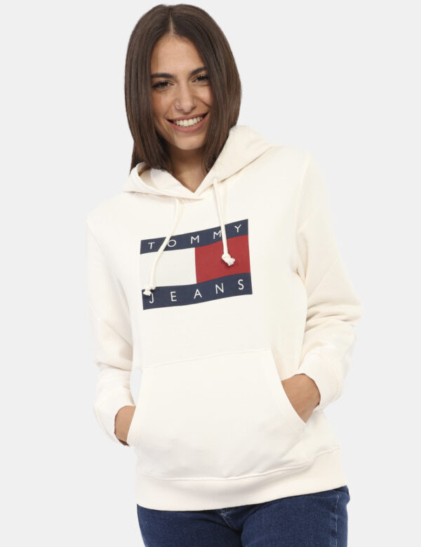 Felpa TOMMY HILFIGER Bianco - Felpa classica con cappuccio in total bianco panna con stampa logo brand più polsini e tascone
