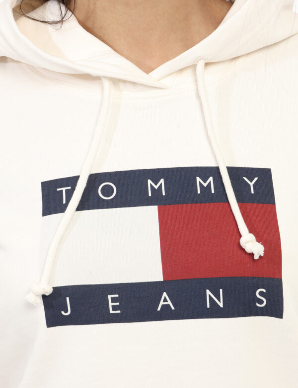 Felpa TOMMY HILFIGER Bianco - Felpa classica con cappuccio in total bianco panna con stampa logo brand più polsini e tascone
