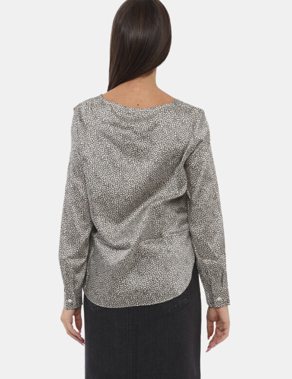Blusa Emme Marella Bianco - Blusa su base bianca con stampa allover fiorellini neri e marroni. Presenti polsini classici. La