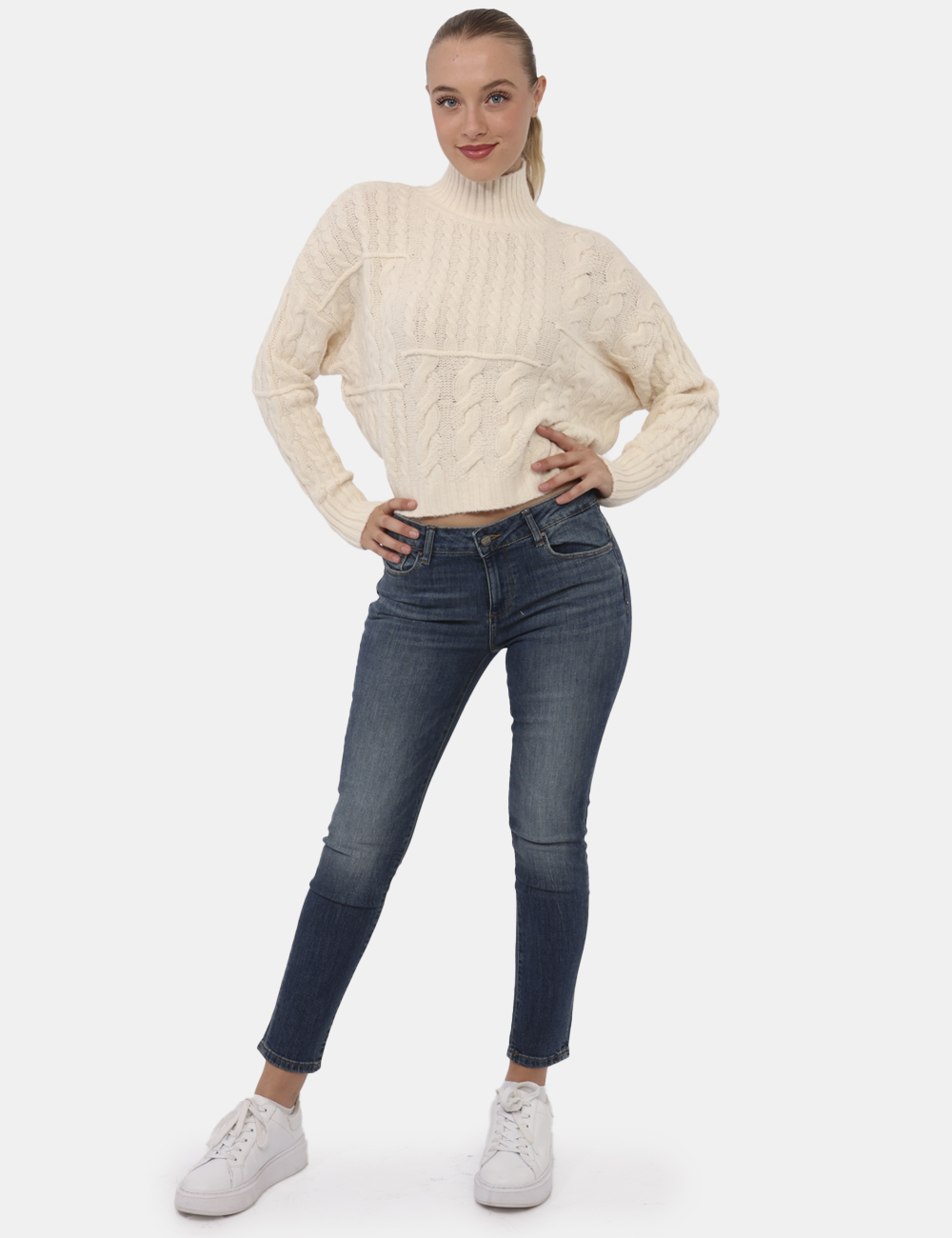 Jeans fracomina prezzi hotsell