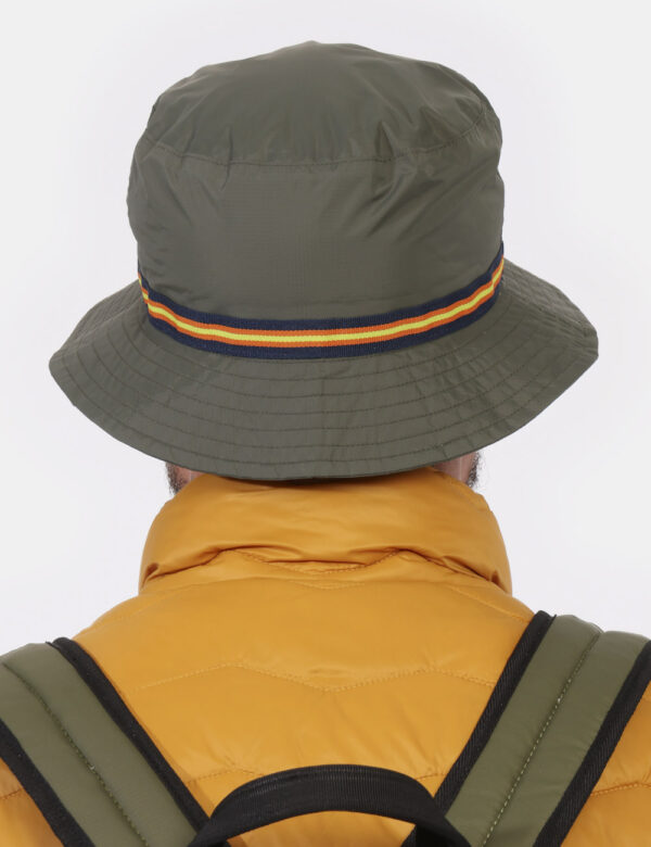 Cappello K-Way Verde - L’articolo appartiene al campionario esclusivo di stagione: pezzo unicoCod. art. K006YZ0 P CVVi ricor