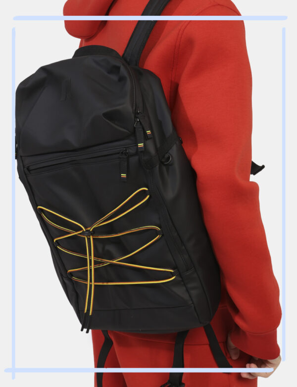 Zaino K-Way Nero - L’articolo appartiene al campionario esclusivo di stagione: pezzo unicoCod. art. K3131WW P CVVi ricordiam